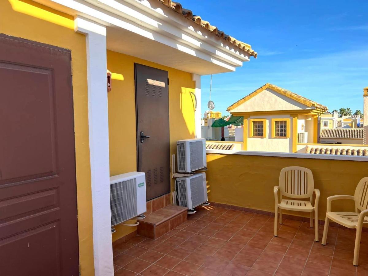 Casa Rodasa - 2 Bedrooms, Roof Terrace, Airco, Front-Terrace, Back-Patio, Communal Pool, Etc מראה חיצוני תמונה