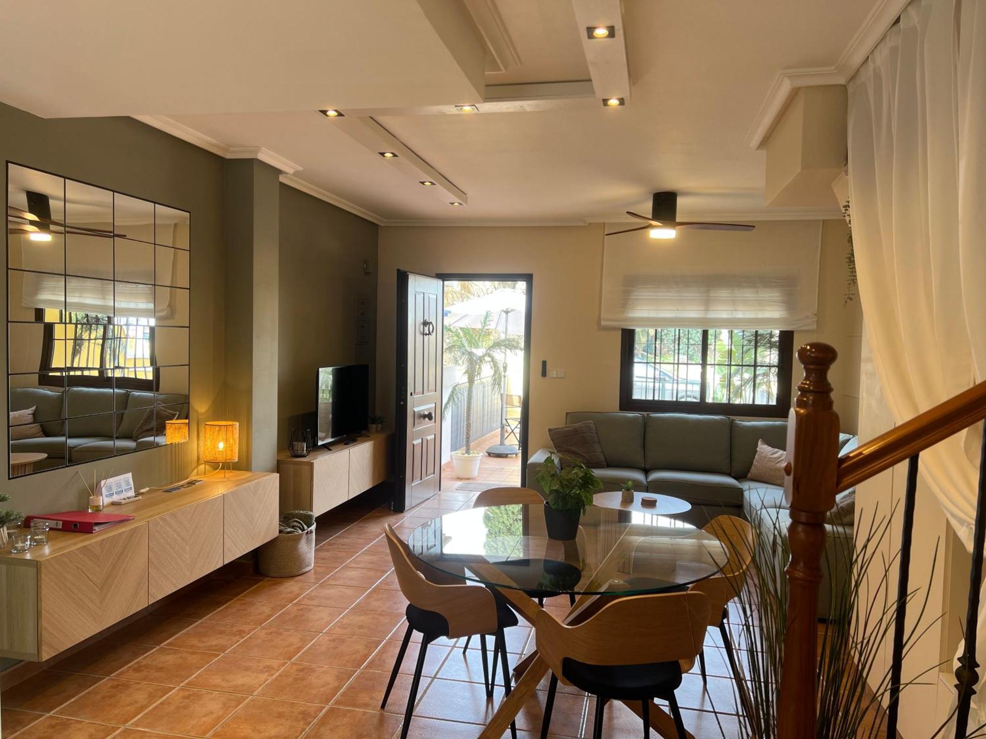 Casa Rodasa - 2 Bedrooms, Roof Terrace, Airco, Front-Terrace, Back-Patio, Communal Pool, Etc מראה חיצוני תמונה